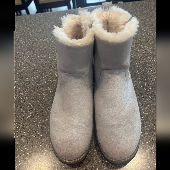 EMU Australia Womens Beach Mini Boots Dove Grey Suede Merino Wool Lining Size 8 - Picture 13 of 15